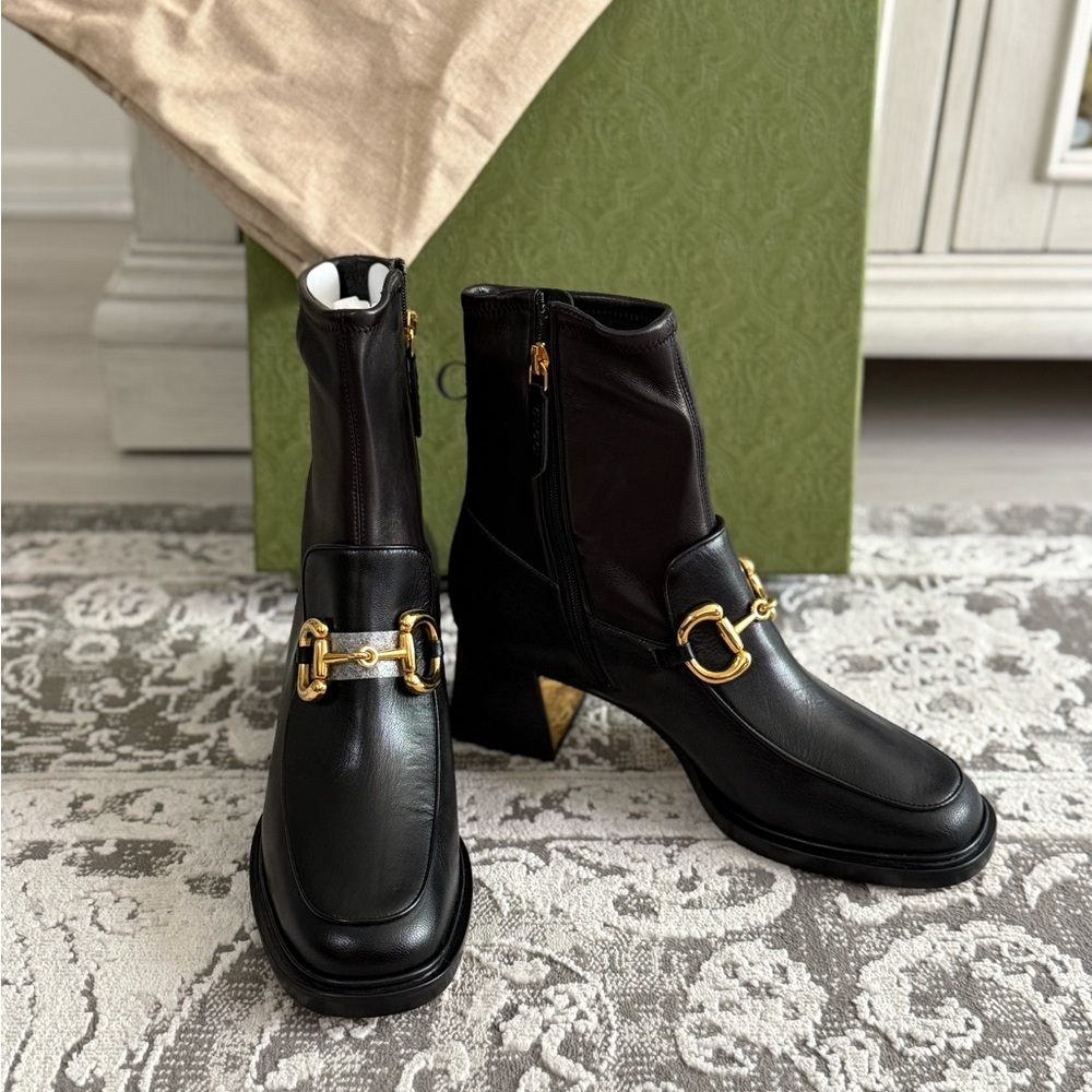Gucci QUENTIN/NAPPA STRETCH Black Leather Ankle Boots - Picture 2 of 12
